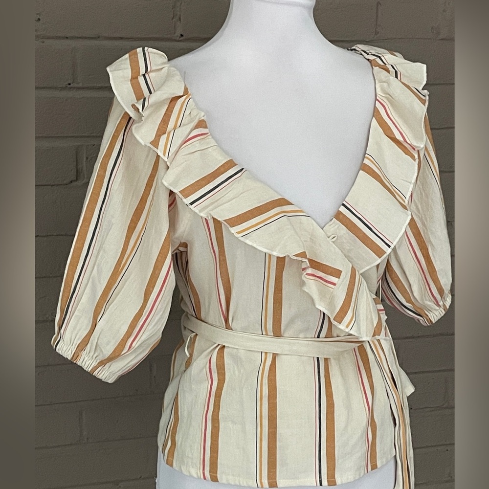 Billabong NWT stripe ruffled crossover top S - Picture 3 of 14